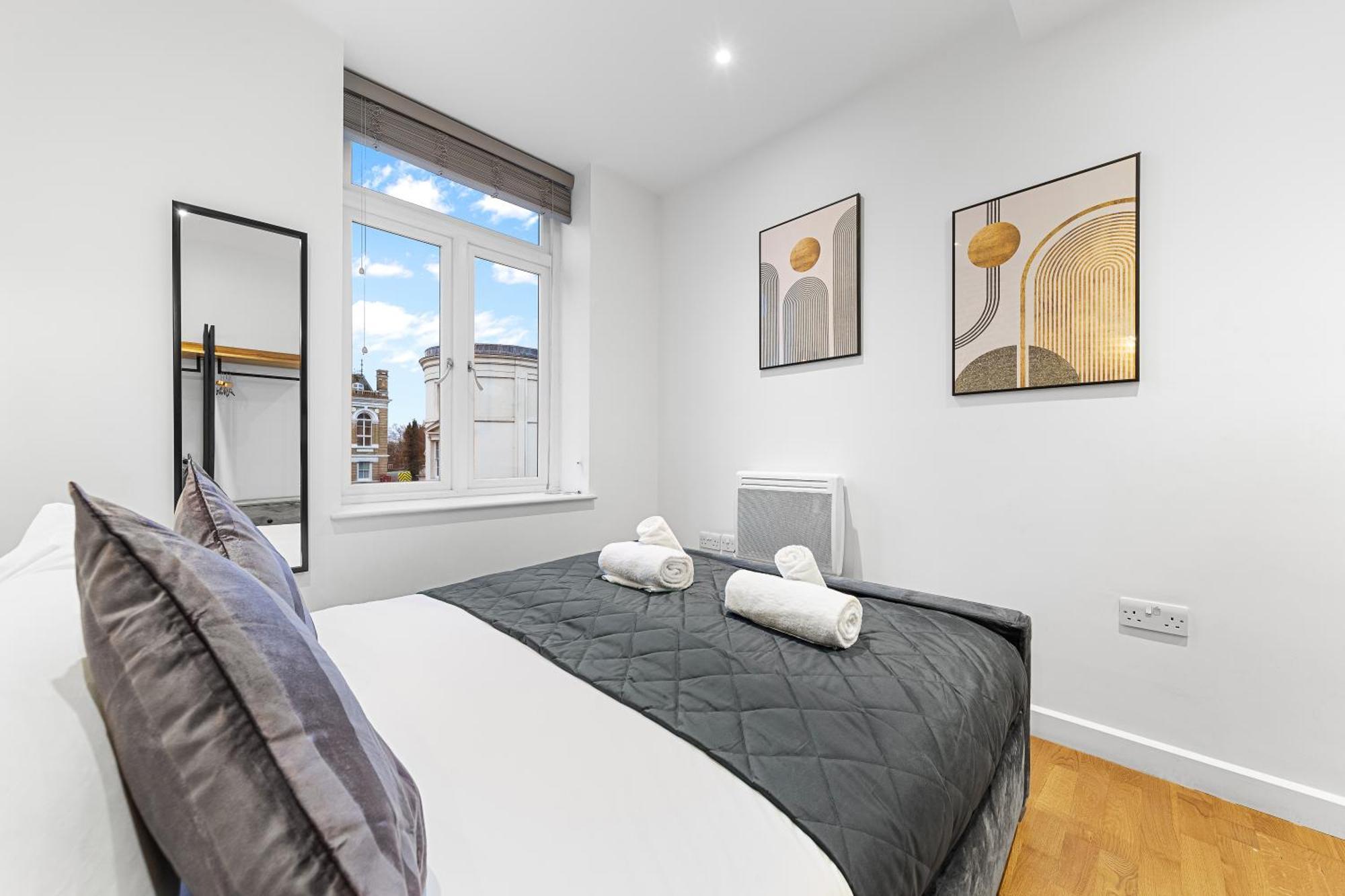 Comfy Flat In Staines-upon-Thames