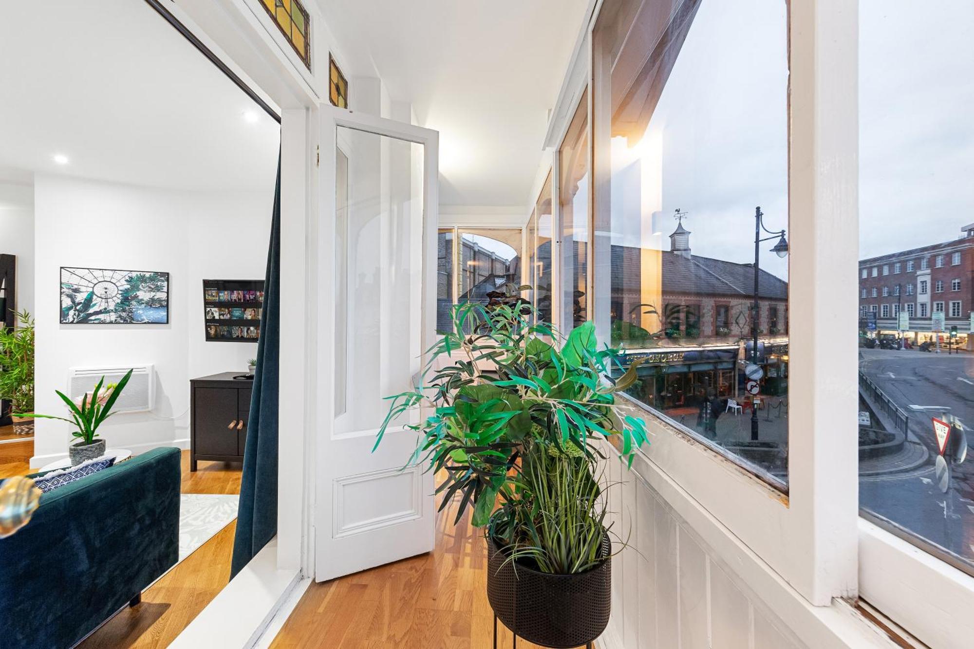 Comfy Flat In Apartment Staines-upon-Thames