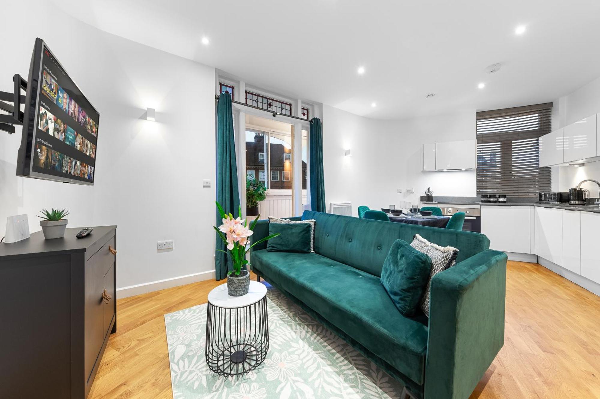 Comfy Flat In Apartment